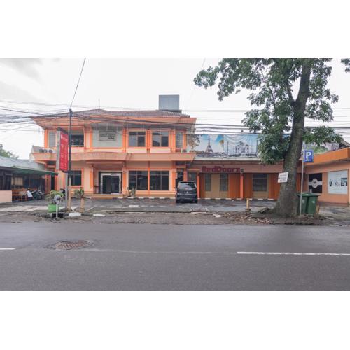 RedDoorz @ Achino Hotel Bandung