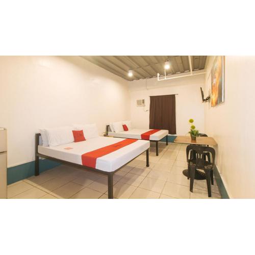 RedDoorz at Crowne One Condo