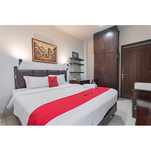 RedDoorz at Dago Asri 3