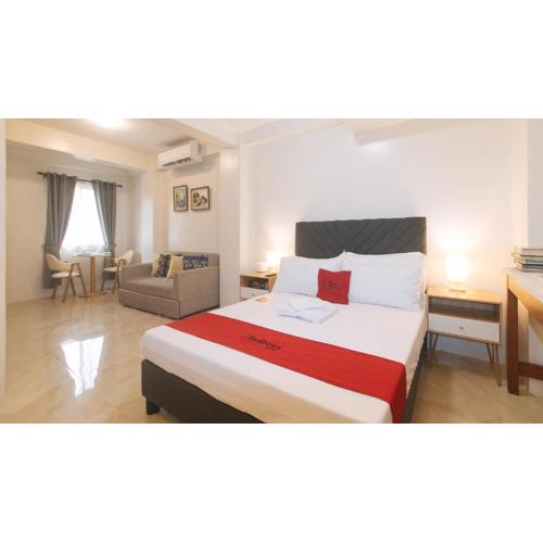 RedDoorz at Delorian Residences