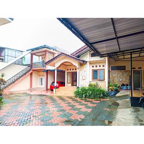 RedDoorz at Dewa Breeze Inn Near Paralayang