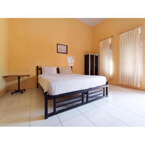 Reddoorz at El Shaday Homestay Banyuwangi