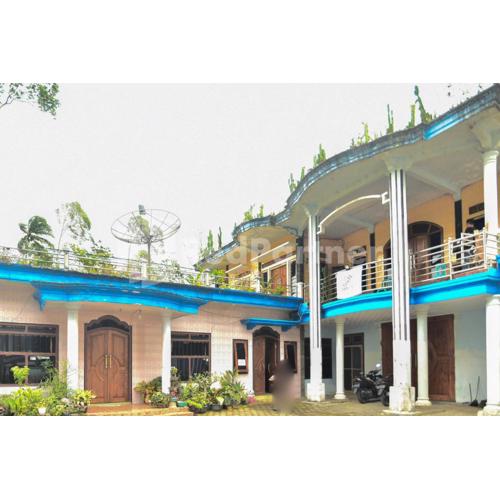 RedDoorz at Fanta Homestay Lumajang