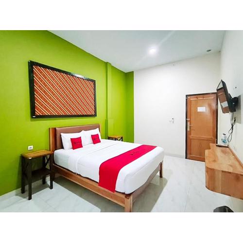 RedDoorz at Flory Hotel Jalan Parangtritis