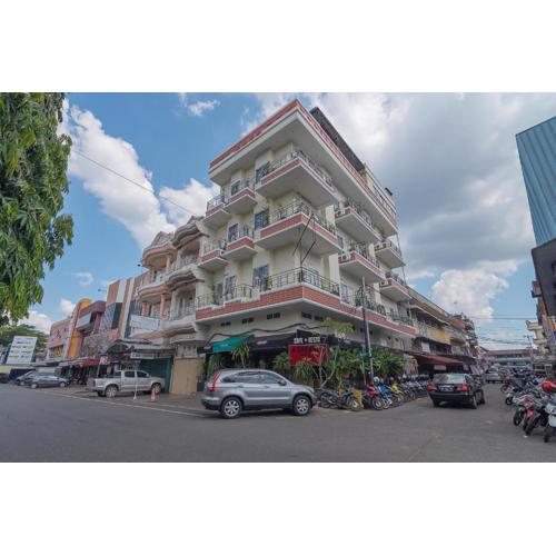 RedDoorz at H Agus Salim Street Pontianak