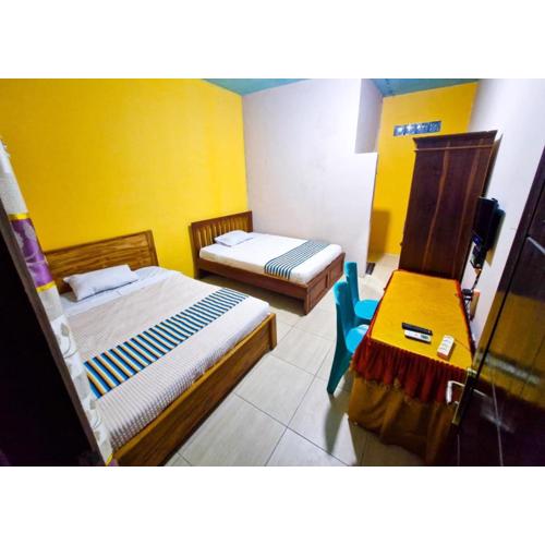 RedDoorz at Hotel Gloria Borong Labuan Bajo