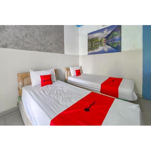 RedDoorz at Hotel Roda Mas 2 near Gor Satria
