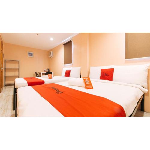 RedDoorz at Hotel Rosemarie