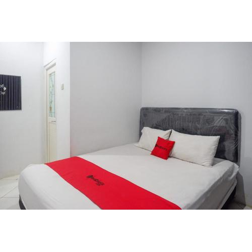 RedDoorz At Jalan Raya Baturaden