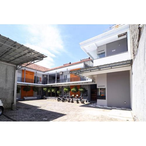 RedDoorz At Merdeka Street Garut