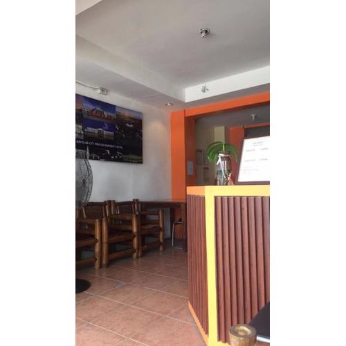 RedDoorz at Rio Bella Lacson St Bacolod