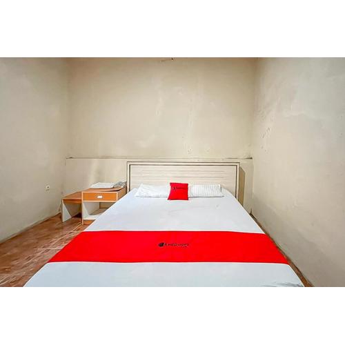 RedDoorz at Roma 88 Tomo Sumedang