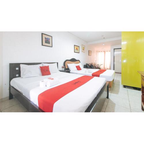 RedDoorz at TJMG by Bel Air Polaris Makati