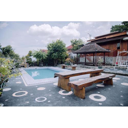 RedDoorz at Villa Bukit Senyum Lombok