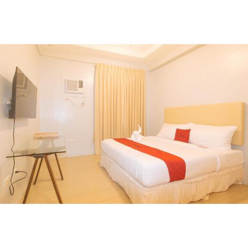 RedDoorz at Zenova Hotel