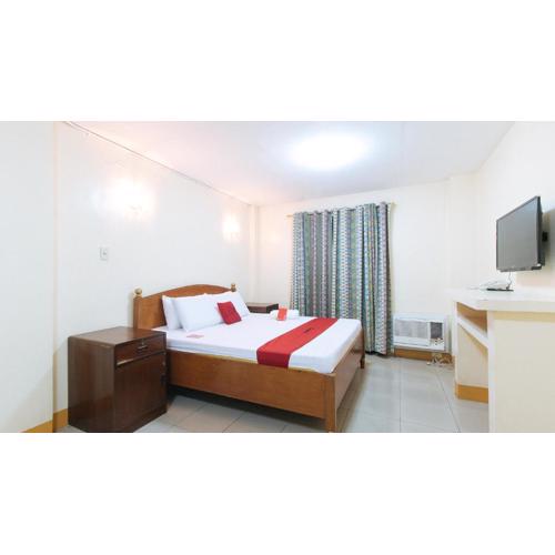 RedDoorz @ Golden Park Inn La Union