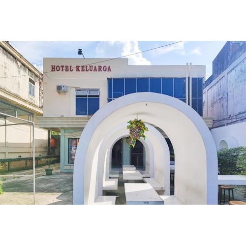 RedDoorz @ Hotel Keluarga Bangko