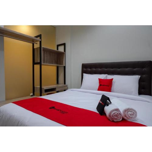 RedDoorz @ Jalan Kartini Semarang