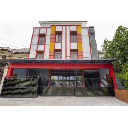 RedDoorz @ Jemursari Surabaya 2