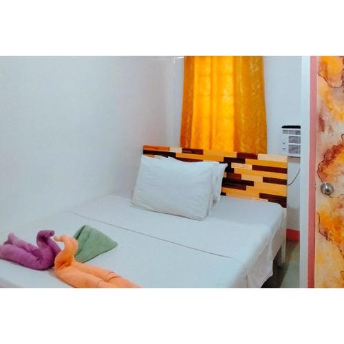 RedDoorz @ Jmalls Island Tourist Inn Dinagat Island