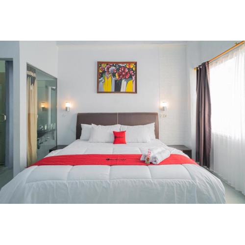 RedDoorz @ Kampung Sawah Jatimurni Bekasi