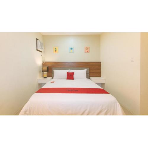 RedDoorz @ Leoncia Apartelle Mandaue City