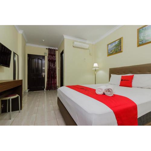 RedDoorz @ Malalayang 2 Manado