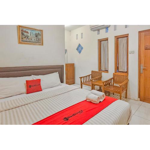 RedDoorz near Alun Alun Cianjur