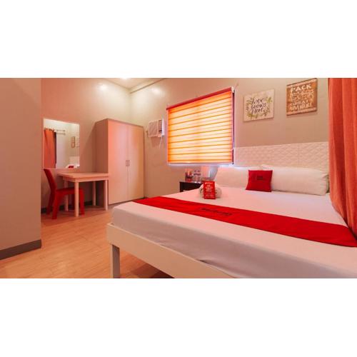 RedDoorz near Christ the King Medical Center