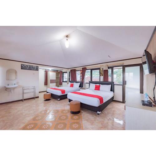 RedDoorz near Cikole Lembang