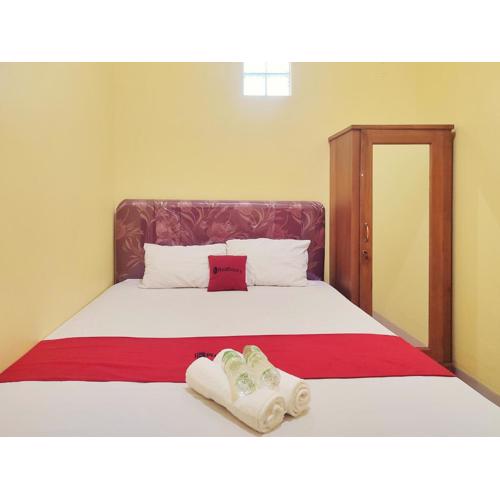 RedDoorz Near Exit Toll Banyumanik Semarang