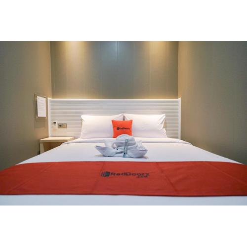 RedDoorz near Exit Toll Sirkuit Sentul