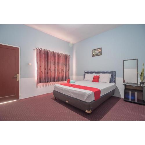 RedDoorz near Happy Farm Ciwidey