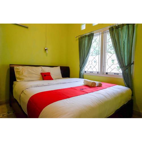 RedDoorz near Institut Pertanian Yogyakarta