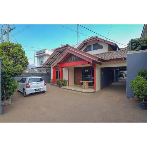 RedDoorz near IPDN 2