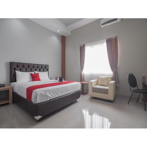 RedDoorz near Islamic Center Samarinda