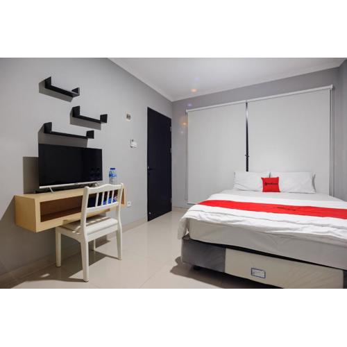 RedDoorz near Jakarta International Velodrome