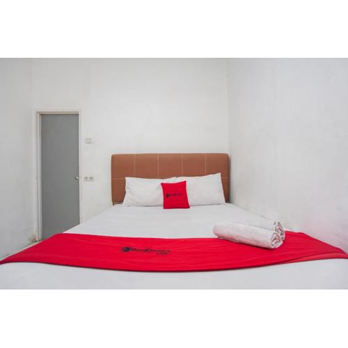 RedDoorz near Jalan Jenderal Sudirman Palembang