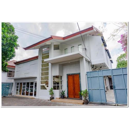 RedDoorz near Jogja City Mall 4