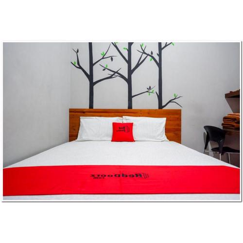 RedDoorz near Jogja Expo Center 2
