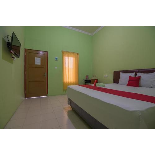 RedDoorz near Kampus UMP Purwokerto