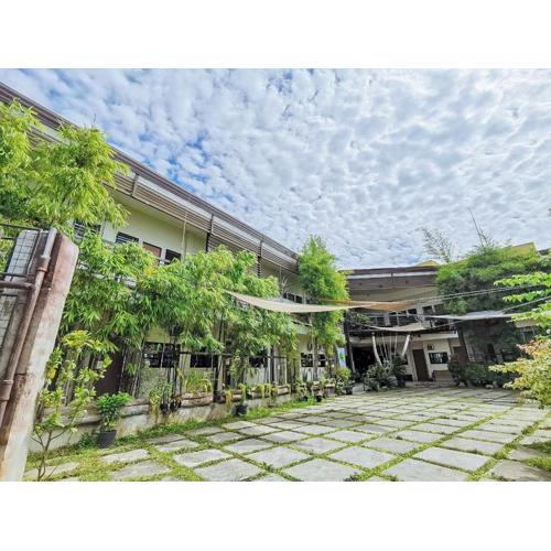 RedDoorz near KCC Mall Gensan