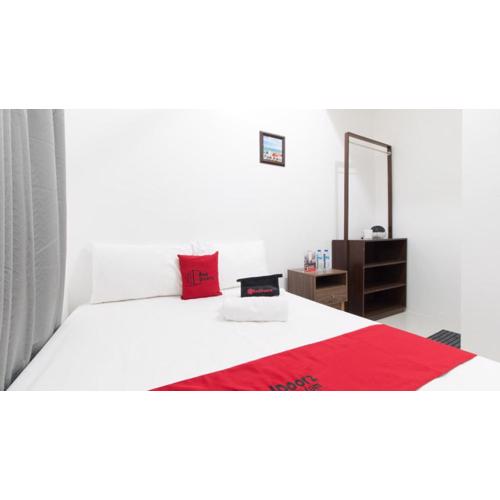 RedDoorz near Liceo De Cagayan University Highschool