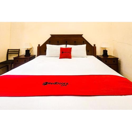 RedDoorz Near Monjali Yogyakarta