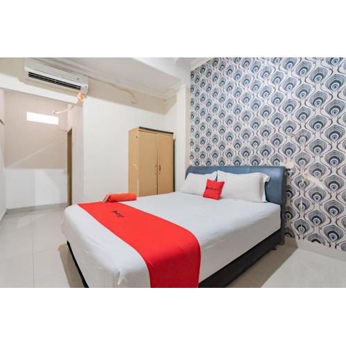 RedDoorz near Pasar Klandasan Balikpapan