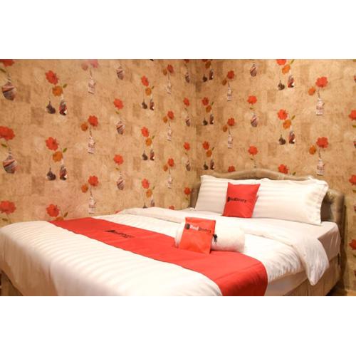 RedDoorz near Pelabuhan Tanjung Perak 2 Surabaya