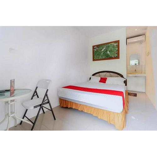 RedDoorz near RS Mitra Keluarga Depok