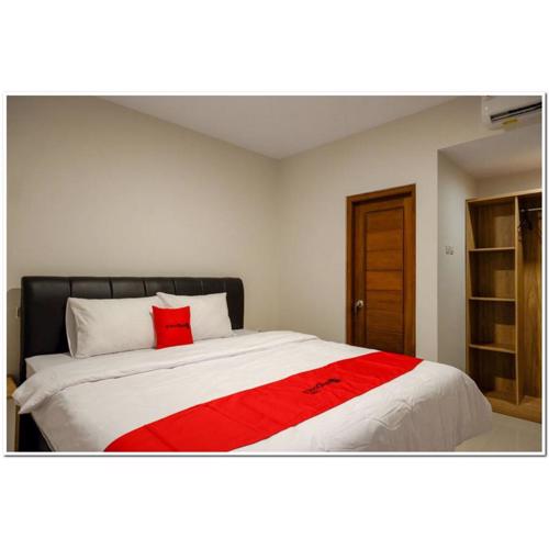 RedDoorz near Sleman City Hall 2