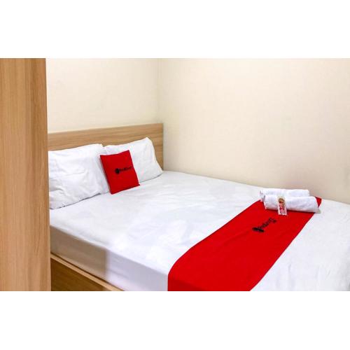 RedDoorz near Sleman City Hall Yogyakarta