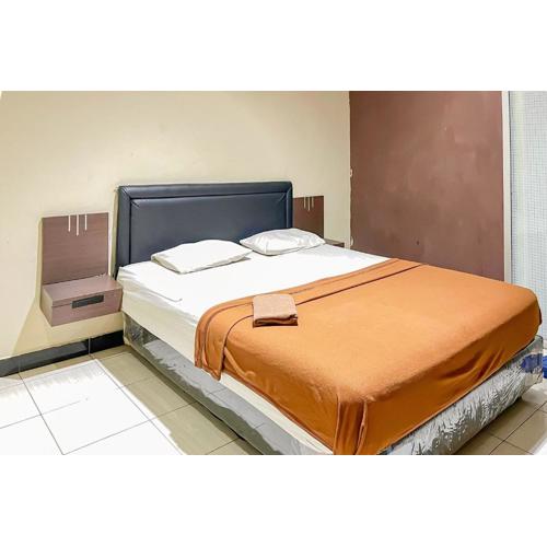 RedDoorz near Taman Kamboja Banjarmasin